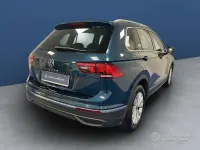 Usata VW Tiguan Life 131 CV (96 kW) 2021 Blu/azzurro SUV