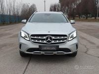Usata Mercedes GLA200 156 CV (114 kW) 2019 Grigio SUV