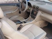 Usata Mercedes C220 143 CV (105 kW) 2002 Blu/azzurro Coupé