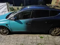 Usata Lancia Delta 120 CV (88 kW) 2010 Utilitaria