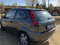 Usata Ford Fiesta Ghia 69 CV (50 kW) 2004 Utilitaria