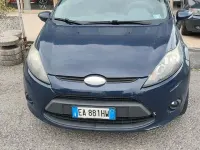 Usata Ford Fiesta 92 CV (67 kW) 2010 Nero Berlina