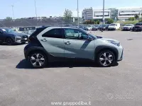 Nuova Toyota Aygo X 116 CV (85 kW) 2026 Grigio SUV