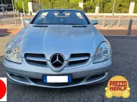 Usata Mercedes SLK200 163 CV (119 kW) 2006 Argento Cabrio