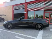 Usata Mercedes E220 Avantgarde 170 CV (125 kW) 2011 Nero Cabrio