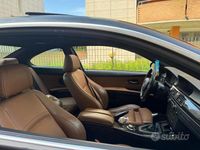 Usata BMW 330 Sport Line 231 CV (169 kW) 2006 Blu Coupé