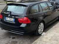 Usata BMW 318 Sport Line 143 CV (105 kW) 2012 Nero Station wagon