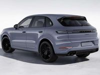 Usata Porsche Cayenne Sport 354 CV (260 kW) 2023 Grigio artico SUV