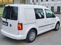 Usata VW Caddy Trendline 102 CV (75 kW) 2021 Bianco Monovolume