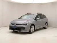 Usata VW Golf VIII Life 150 CV (110 kW) 2024 Grigio Station wagon