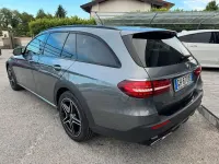 Usata Mercedes E400 Premium Plus 330 CV (242 kW) 2022 Grigio Station wagon