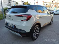 Usata Renault Captur Intens 101 CV (74 kW) 2020 Beige SUV