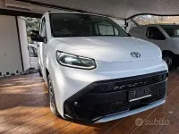 Nuova Toyota Proace Verso City 101 CV (74 kW) 2026 Bianco Station wagon