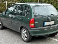 Usata Opel Corsa 90 CV (66 kW) 1997 Utilitaria