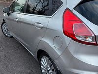 Begagnad Ford Fiesta 70 HK (51 kW) 2009 Halvkombi