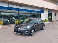 Usata Kia Stonic Style 120 CV (88 kW) 2017 Grigio SUV