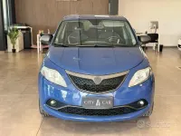 Usata Lancia Ypsilon 69 CV (50 kW) 2018 Blu Utilitaria