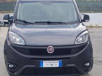 Usata Fiat Doblò 120 CV (88 kW) 2021 Gray Monovolume