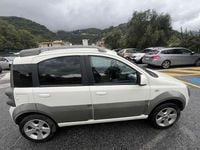 Usata Fiat Panda 4x4 Cross 75 CV (55 kW) 2011 Bianco Utilitaria
