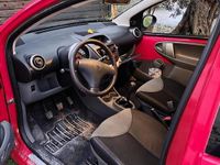 Usata Peugeot 107 68 CV (50 kW) 2010 Utilitaria
