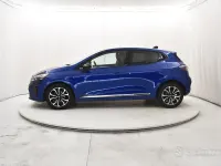 Usado Renault Clio V Techno 91 CV (66 kW) 2025 Azul Berlina