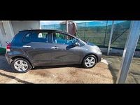 Usata Toyota Yaris 90 CV (66 kW) 2010 Grigio Utilitaria