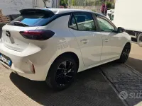 Usata Opel Corsa 75 CV (55 kW) 2024 Bianco Utilitaria