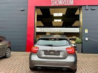 Usata Mercedes A180 109 CV (80 kW) 2015 Grigio Berlina