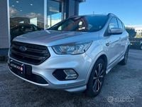Usata Ford Kuga ST-Line 120 CV (88 kW) 2020 Grigio SUV