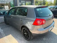 Usata VW Golf V Comfortline 102 CV (75 kW) 2007 Grigio Berlina