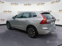Usata Volvo XC60 Plus 190 CV (139 kW) 2023 Grigio SUV