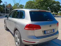 Usata VW Touareg 204 CV (150 kW) 2016 Grigio SUV
