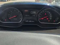 Usata Peugeot 208 Active 68 CV (50 kW) 2015 Argento Utilitaria