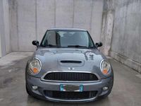 Usata Mini Cooper 75 CV (55 kW) 2010 Utilitaria