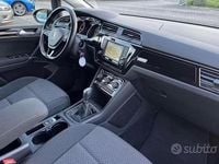 Usata VW Touran Business 115 CV (84 kW) 2017 Grigio Monovolume