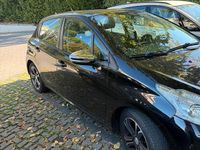 Usata Peugeot 208 2014 Nero Utilitaria