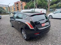 Usata Lancia Delta 105 CV (77 kW) 2014 Nero Utilitaria