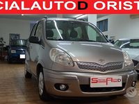 Usata Toyota Yaris Verso 74 CV (54 kW) 2004 Beige Monovolume