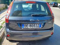 Usata Ford Fiesta 2006 Grigio Utilitaria