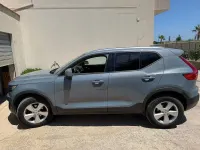Usata Volvo XC40 Momentum 150 CV (110 kW) 2019 Grigio SUV