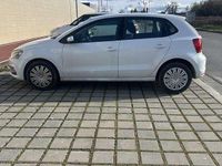 Usata VW Polo Comfortline 75 CV (55 kW) 2016 Bianco Berlina