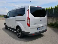 Usata Ford Courier Active 185 CV (136 kW) 2021 Argento Monovolume
