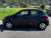 Usata Hyundai i10 Advanced 67 CV (49 kW) 2021 Blu/azzurro Utilitaria