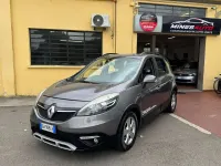 Käytetty Renault Scenic E-Tech 110 HP (80 kW) 2014 Harmaa Tila-auto