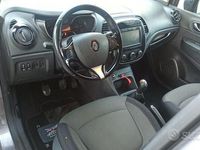 Usata Renault Captur Zen 90 CV (66 kW) 2016 Grigio SUV