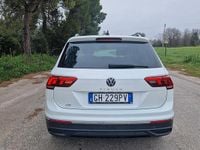 Usata VW Tiguan Life 150 CV (110 kW) 2021 Bianco SUV