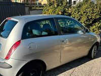 Usata Lancia Ypsilon 2004 Utilitaria