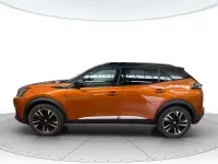 Usata Peugeot e-2008 GT 56 kW (77 CV) 2023 Arancio SUV