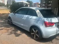 Usata Audi A1 90 CV (66 kW) 2012 Bluazzurro Utilitaria