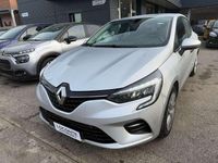 Usata Renault Clio V Intens 101 CV (74 kW) 2021 Argento Berlina